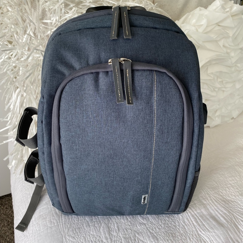 G-raphy Camera Backpack